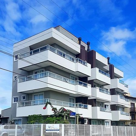 Апартаменты Costa Do Sol Residencial Бомбиньяс Экстерьер фото